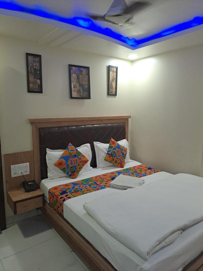 Hotel Sarthak Palace - By Pooja Hospitality Nové Dillí Exteriér fotografie