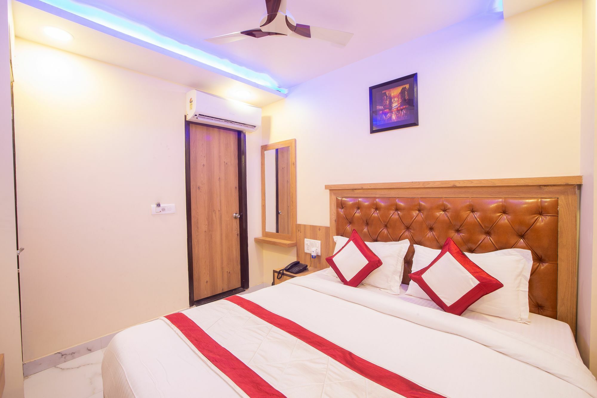Hotel Sarthak Palace - By Pooja Hospitality Nové Dillí Exteriér fotografie