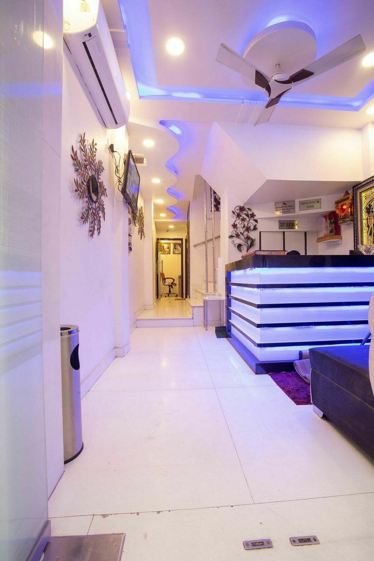 Hotel Sarthak Palace - By Pooja Hospitality Nové Dillí Exteriér fotografie