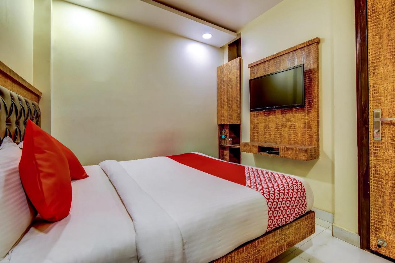 Hotel Sarthak Palace - By Pooja Hospitality Nové Dillí Exteriér fotografie